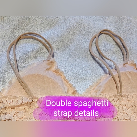 BNWT size medium crop top/bra, nude colour, super cute - Picture 11 of 14